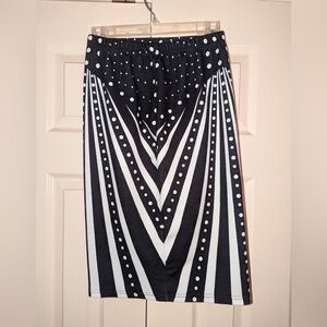 SHEIN, size small pencil skirt with black and white polka dots.